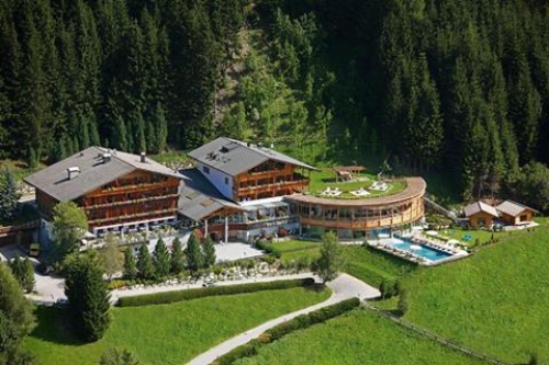 Vakantie naar Naturhotel Leitlhof in Innichen in Italië
