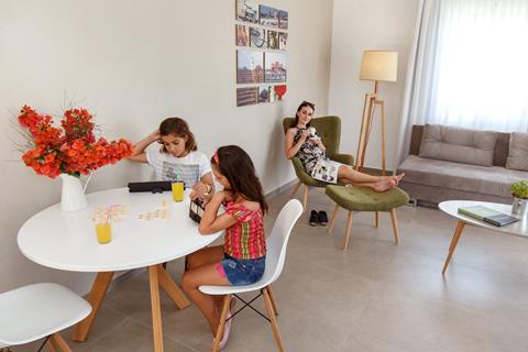 TIME TO SMILE Aliathon Village vanaf 465,-!