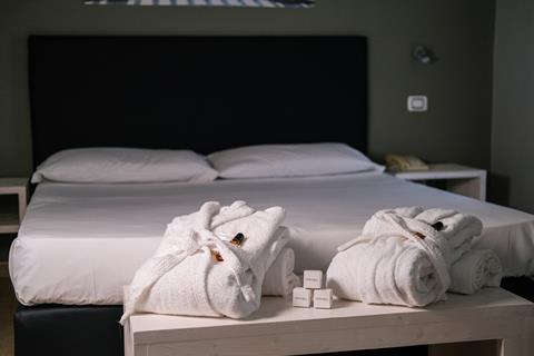 Torre Guaceto Oasis Hotel vanaf €535,00!