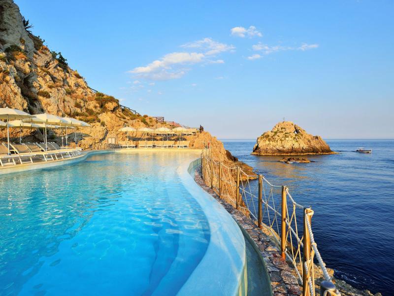 Vakantie naar Unahotels Capotaormina in Taormina in Italië