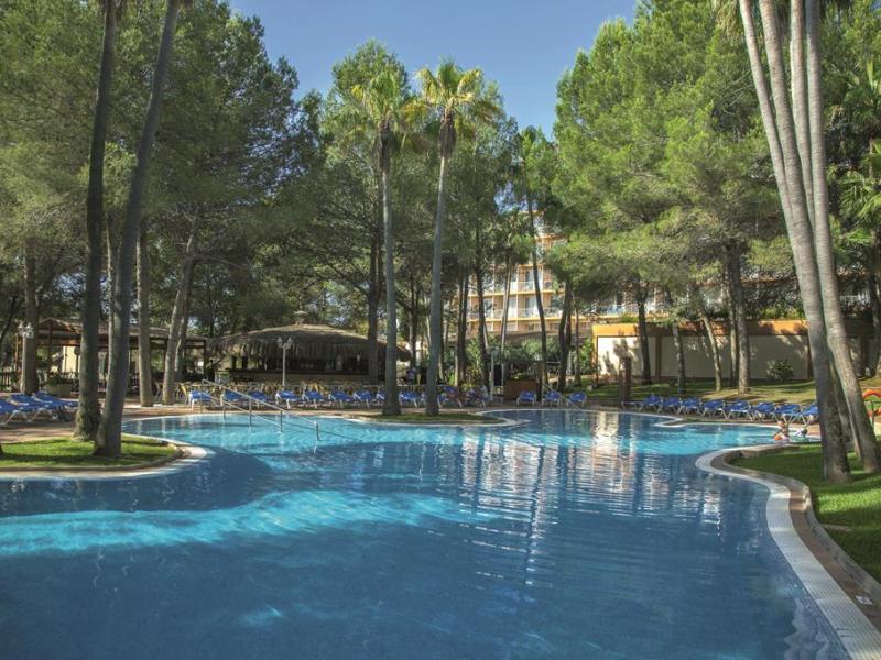 Vakantie naar Valentin Park Club En Aptos in Paguera in Spanje