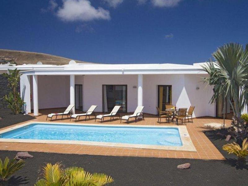 Vakantie naar Villas Blancas in Playa Blanca in Spanje